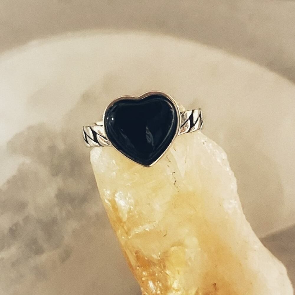 925 Sterling Silver Black Agate Heart Ring